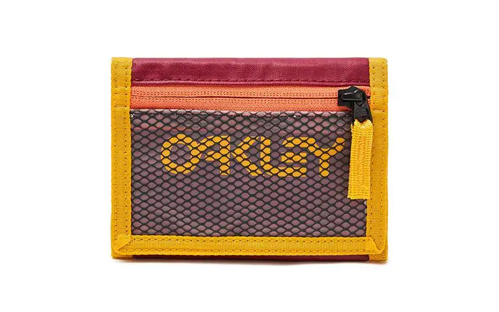 oakley-90s-velcro-wallet