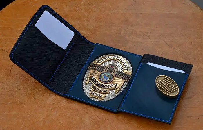 Dreadnough-Leather-Badge-Wallet